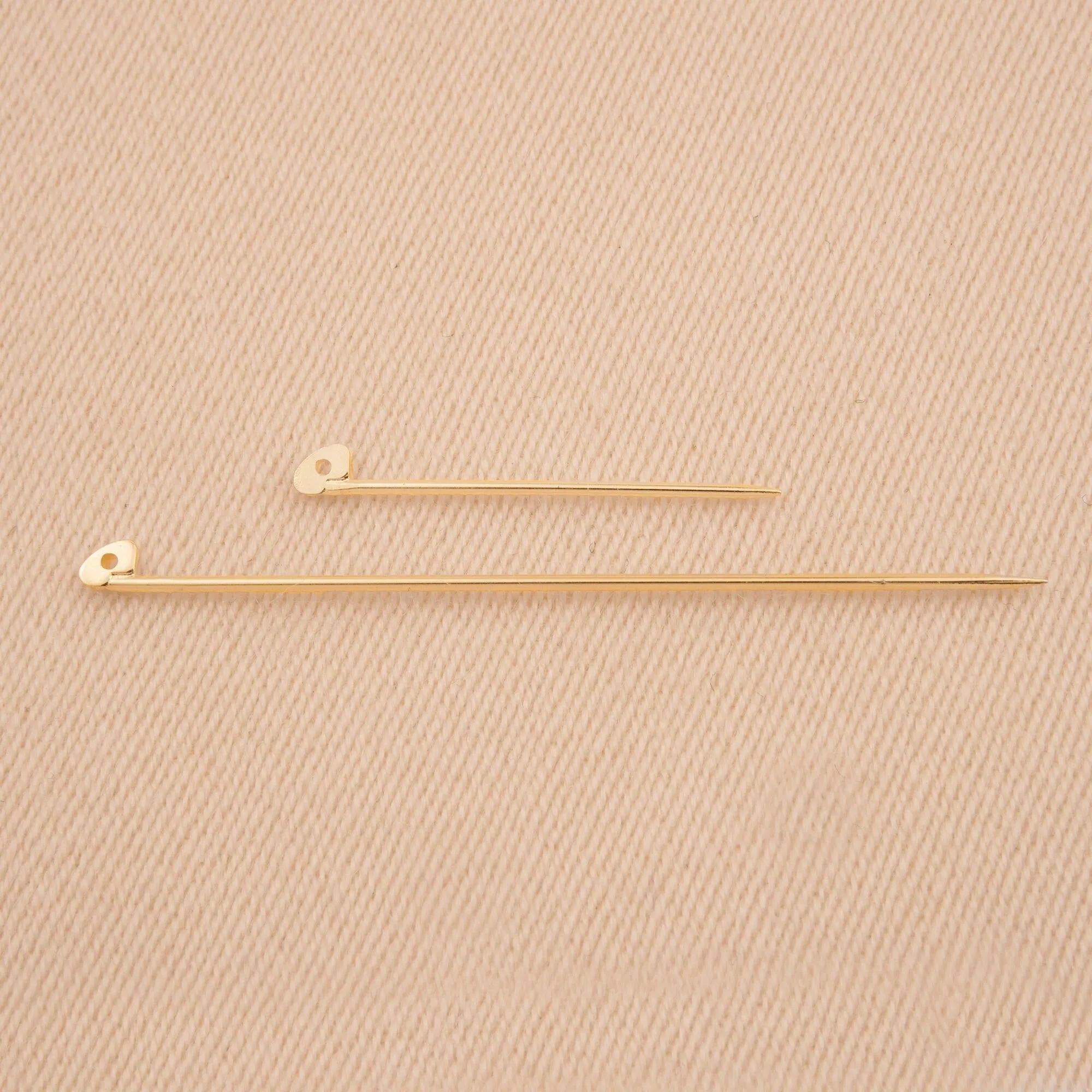 18ct Yellow Gold - Brooch Pin