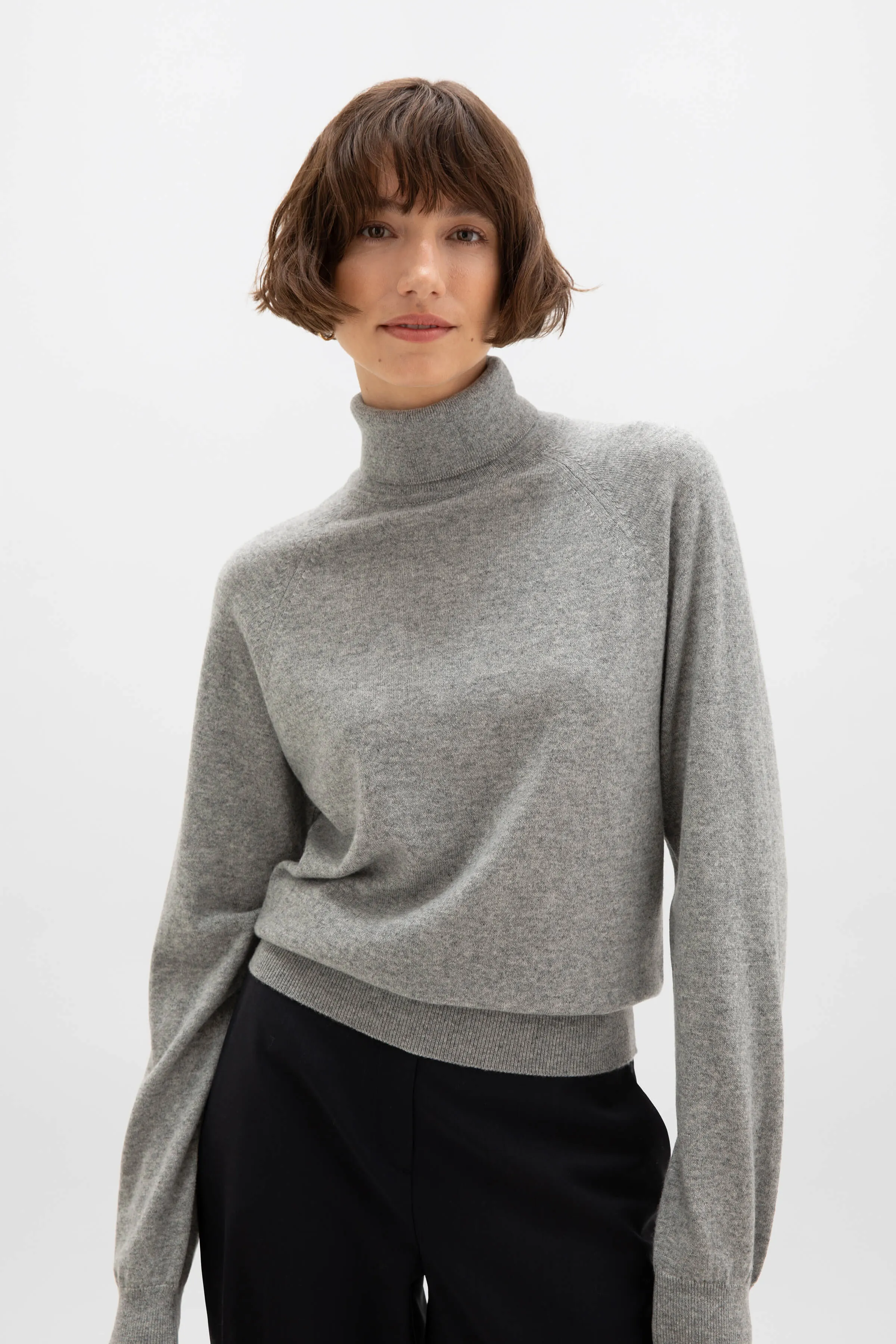 Cashmere Roll Neck