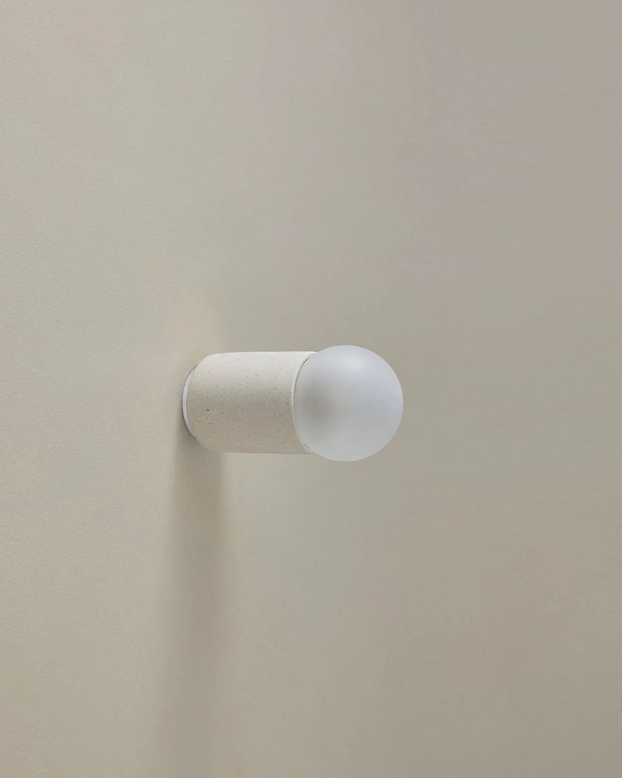 Ceramic Cylindrical Wall Light | Terra