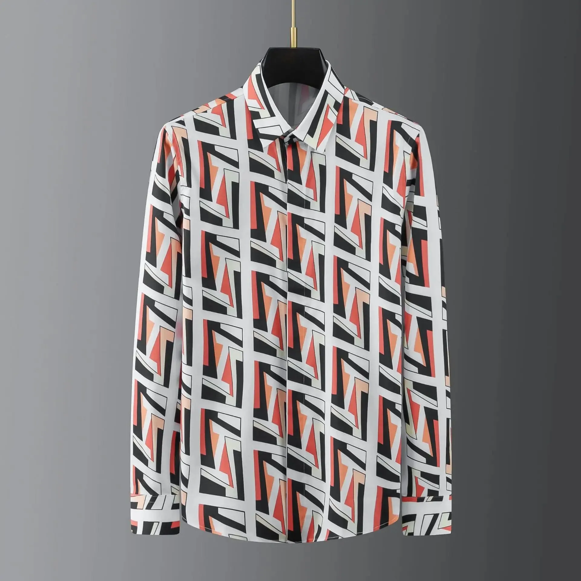 Elegant Patterned Men's Shirt - Fashionable Slim Fit for Smart Casual Style